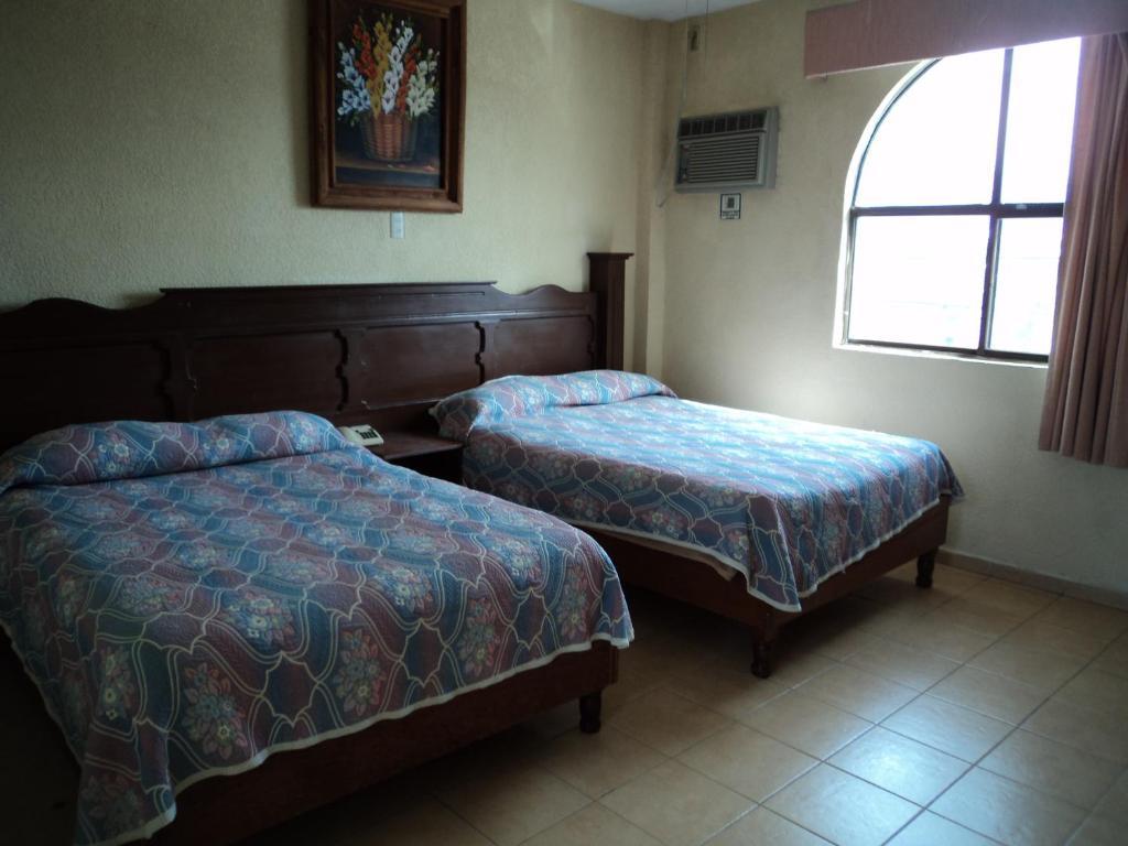 Hotel Mario'S Inn Ramos Arizpe 外观 照片