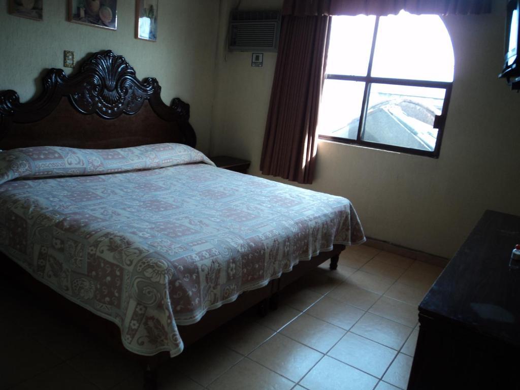 Hotel Mario'S Inn Ramos Arizpe 外观 照片