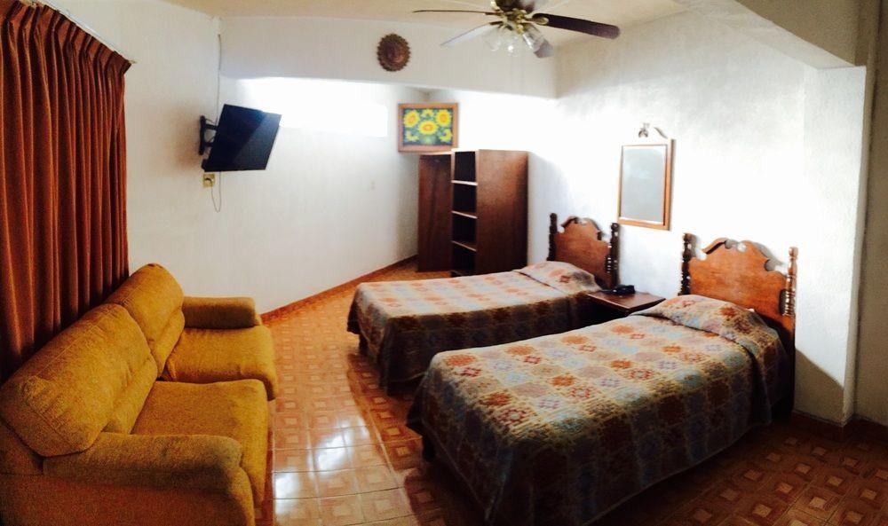 Hotel Mario'S Inn Ramos Arizpe 外观 照片
